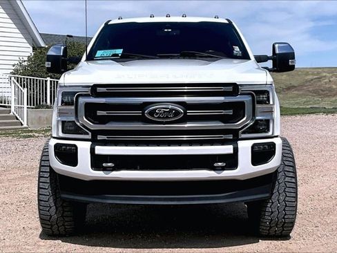 Used 2021 Ford F250 Platinum AWD/4WD image 2