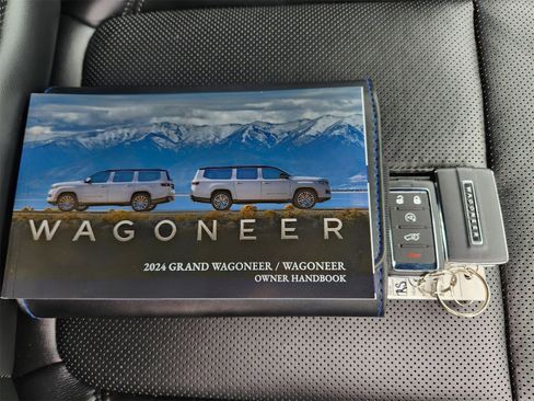 Used 2024 Jeep Wagoneer 4WD w/ Premium Group I image 42