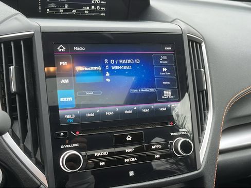 Certified 2022 Subaru Crosstrek 2.5i Limited w/ Moonroof Package 2 image 17