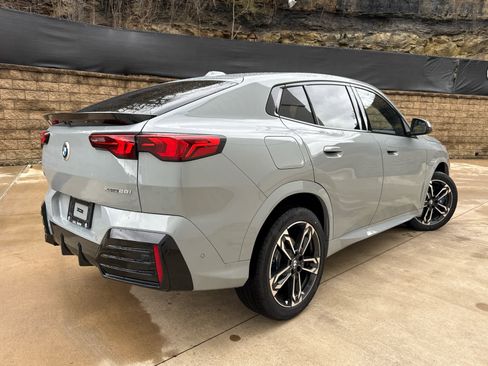 New 2026 BMW X2 xDrive28i w/ M Sport Package AWD/4WD image 3