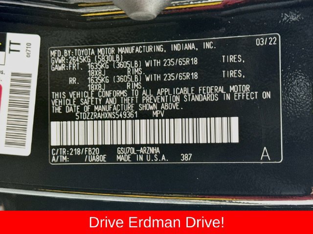 Used 2022 Toyota Highlander LE FWD image 32