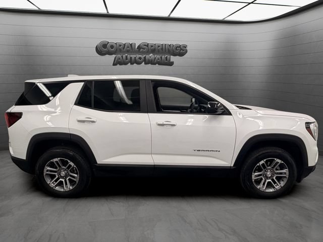 Used 2026 GMC Terrain Elevation FWD image 6