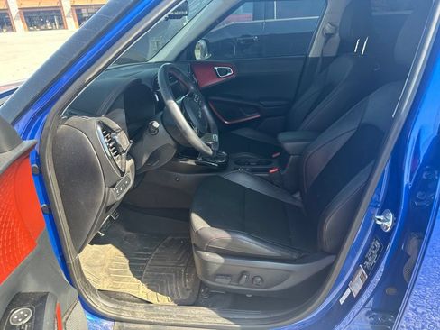 Used 2024 Kia Soul GT-Line w/ Option Group 020 FWD image 8