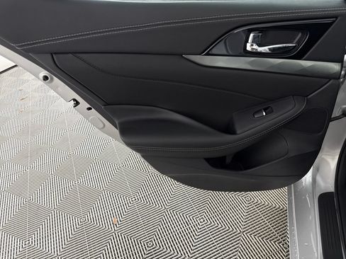 Used 2020 Nissan Maxima 3.5 SV w/ Floor Mat Group FWD image 12