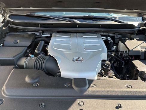 Certified 2023 Lexus GX 460 Luxury w/ Sport Design Package AWD/4WD image 36