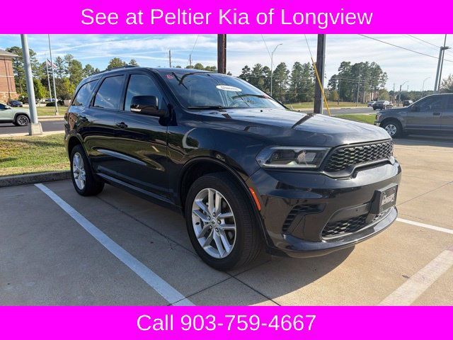Used 2025 Dodge Durango GT AWD/4WD image 3