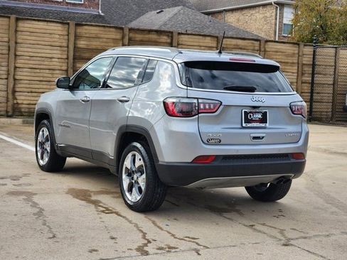 Used 2021 Jeep Compass Limited image 3