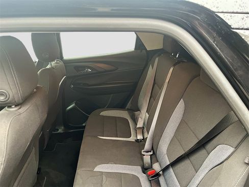 Used 2023 Chevrolet TrailBlazer LT image 23