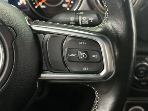 Certified 2020 Jeep Wrangler Unlimited Sahara AWD/4WD image 26