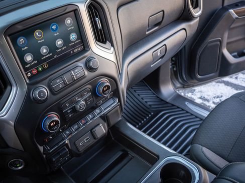 Used 2021 Chevrolet Silverado 1500 LT Trail Boss w/ Bed Protection Package image 25