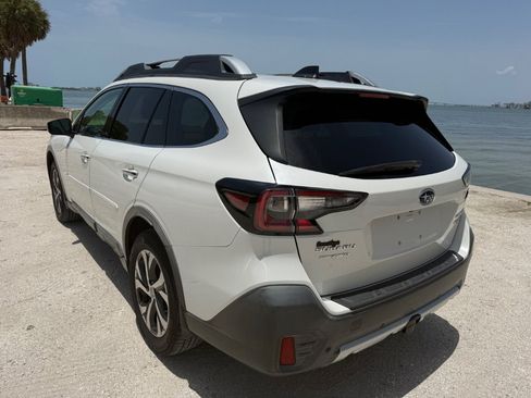 Used 2020 Subaru Outback Touring XT AWD/4WD image 5