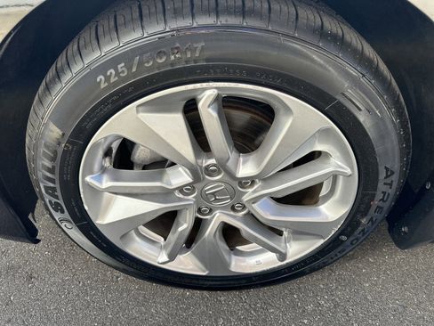 Used 2019 Honda Accord LX image 30