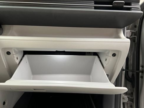 Used 2025 Hyundai Kona SEL FWD image 33