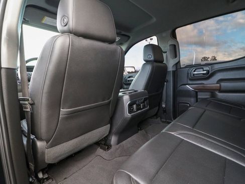 Used 2019 GMC Sierra 1500 SLT w/ SLT Premium Plus Package image 27