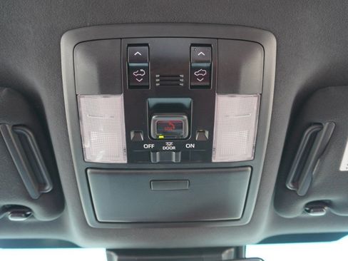 Certified 2023 Lexus GX 460 Premium AWD/4WD image 28