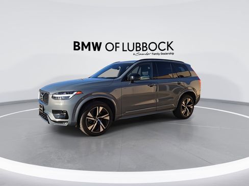 Used 2020 Volvo XC90 T6 R-Design image 4