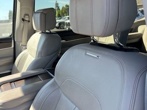 Used 2022 Jeep Grand Wagoneer Series I image 15