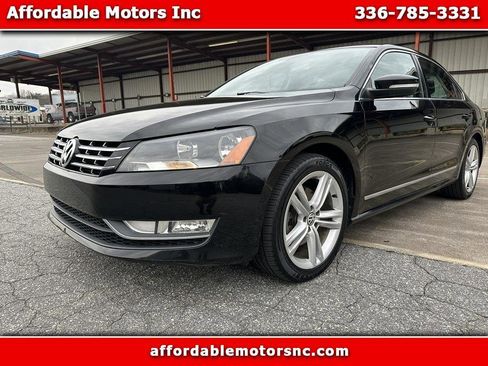 Used 2015 Volkswagen Passat 1.8T SEL Premium image 1