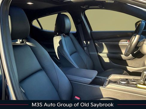 Used 2023 MAZDA MAZDA3 s image 29