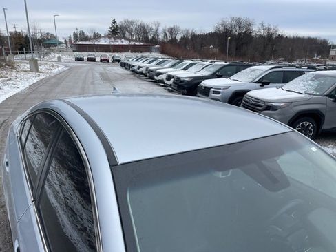 Used 2019 Subaru Legacy 2.5i Premium image 9