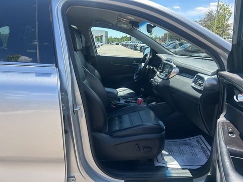 Used 2017 Kia Sorento EX AWD/4WD image 12