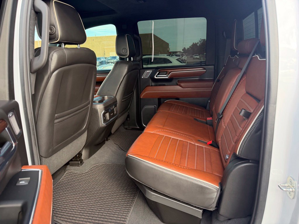 Used 2024 GMC Sierra 2500 Denali Ultimate AWD/4WD image 20