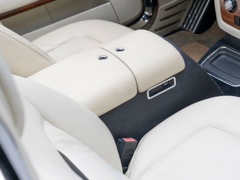 Used 2010 Rolls-Royce Phantom Drophead Coupe RWD image 38