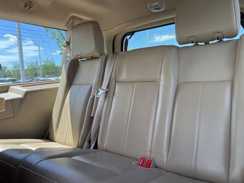 Used 2014 Ford Expedition EL XLT w/ Equipment Group 202A AWD/4WD image 30