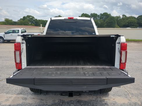 Certified 2022 Ford F250 Platinum AWD/4WD image 11
