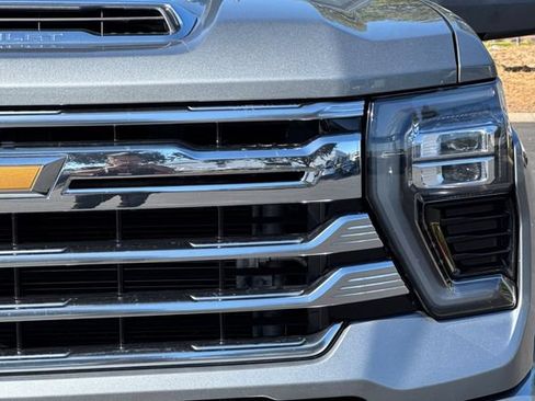 Used 2024 Chevrolet Silverado 3500 High Country w/ High Country Premium Package AWD/4WD image 54