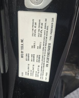 Used 2020 Tesla Model 3 Standard Range RWD image 12