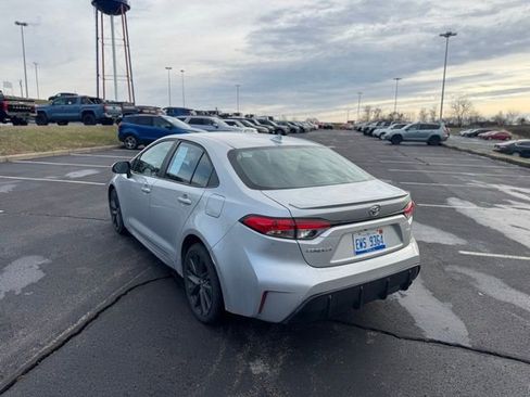 Used 2024 Toyota Corolla SE image 5