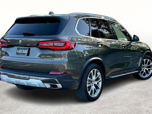 Used 2023 BMW X5 xDrive45e image 2