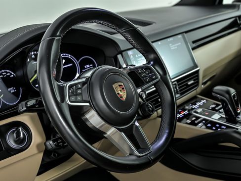 Used 2019 Porsche Cayenne E-Hybrid image 26