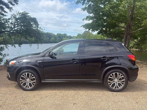 Used 2018 Mitsubishi Outlander Sport SE AWD/4WD image 10
