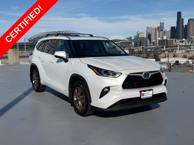 Certified 2022 Toyota Highlander Bronze Edition AWD/4WD image 1
