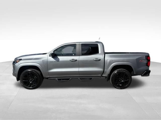 Used 2024 Chevrolet Colorado Z71 w/ Advanced Trailering Package AWD/4WD image 12
