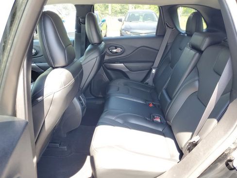 Used 2022 Jeep Cherokee Limited AWD/4WD image 27