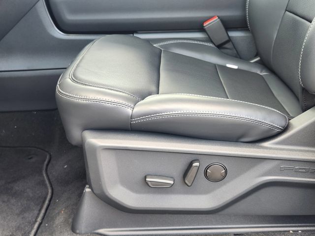 New 2026 Ford Expedition Platinum w/ Driver's Package AWD/4WD image 23