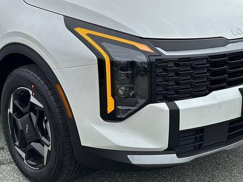 New 2026 Kia Sportage AWD Hybrid image 13