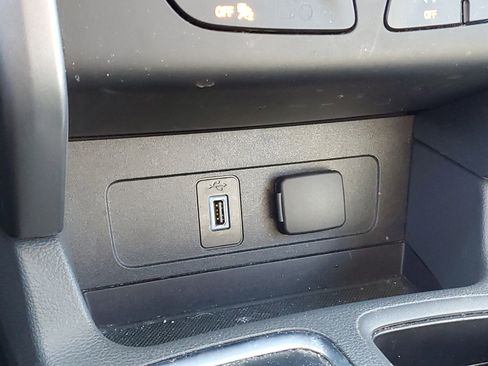 Used 2017 Ford Escape SE w/ Equipment Group 201A image 23