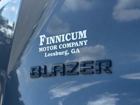 Used 2022 Chevrolet Blazer LT FWD image 17