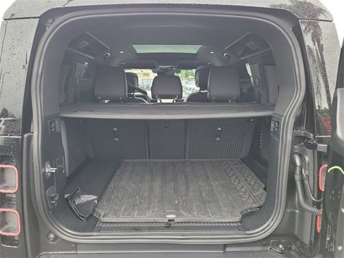 Used 2024 Land Rover Defender 110 Carpathian Edition image 20