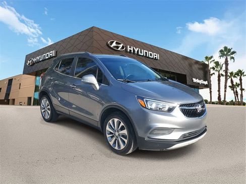 Used 2019 Buick Encore Preferred image 4