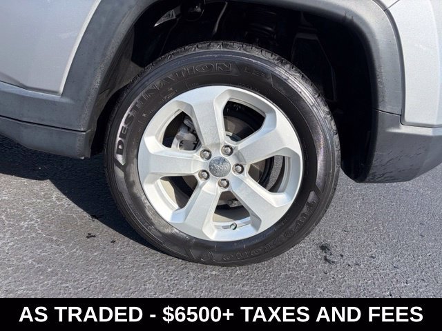Used 2018 Jeep Compass Latitude w/ Popular Equipment Group AWD/4WD image 10