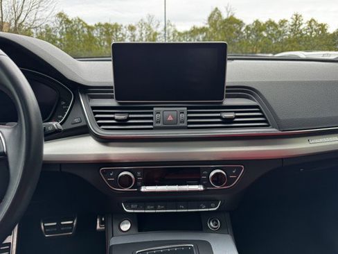 Used 2018 Audi SQ5 Prestige image 30