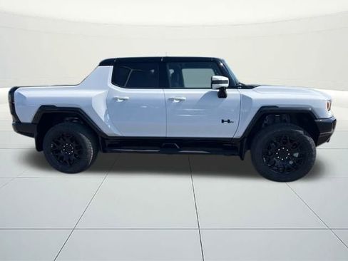 New 2025 GMC Hummer EV 2X w/ LPO, Dark Essentials Package image 26