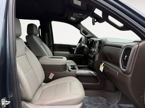 Used 2020 Chevrolet Silverado 2500 LTZ AWD/4WD image 19
