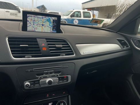 Used 2017 Audi Q3 2.0T Premium Plus w/ Premium Plus Package image 12