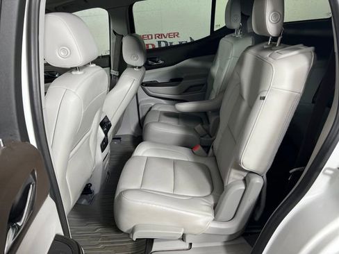 Used 2019 GMC Acadia SLT image 24